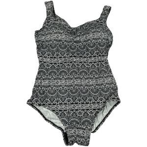 Robby Len One-Piece Swimsuit‎ Black White Printed Strappy Women's Plus Size 18W